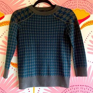 Timeless green and grey houndstooth sweater by j crew - Spring collection.